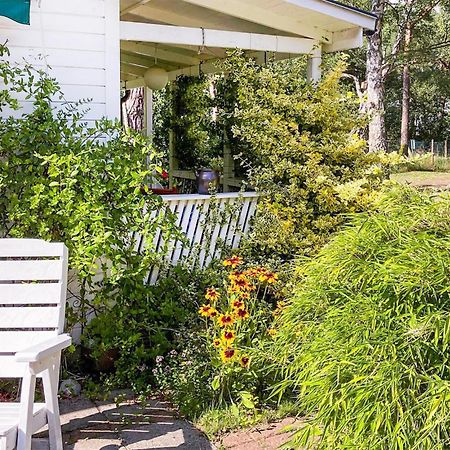 1 Bedroom Amazing Home In Hoellviken Luaran gambar