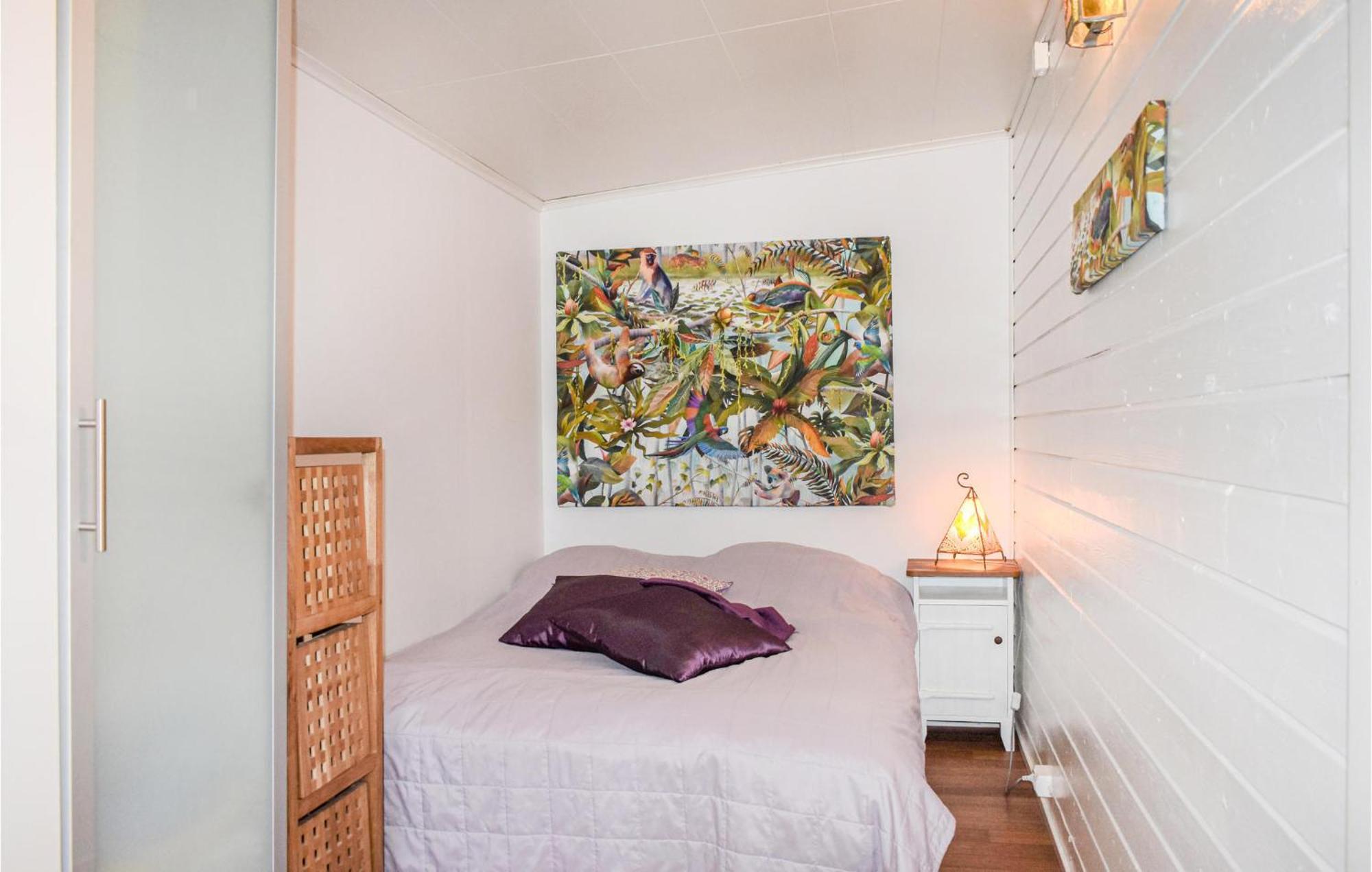 1 Bedroom Amazing Home In Hoellviken Luaran gambar