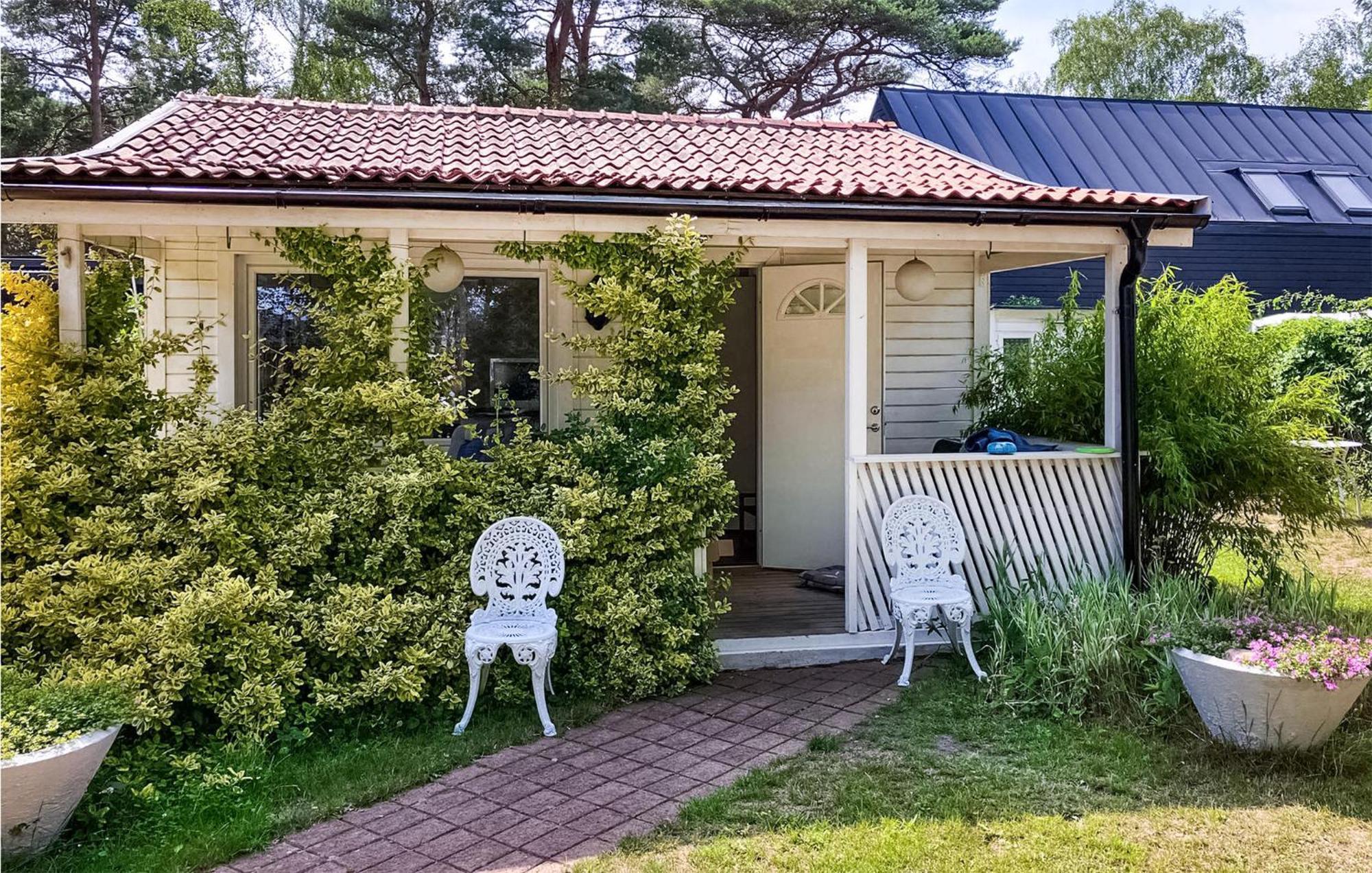 1 Bedroom Amazing Home In Hoellviken Luaran gambar